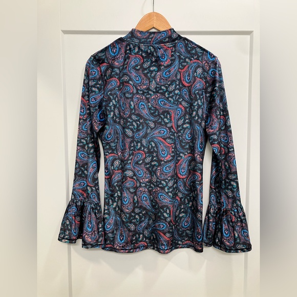 Free People We The Free L'Amour Velvet Bell Sleeve Top Mock Neck Size Small - Picture 6 of 12
